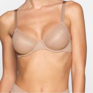 No Show Skims Unlined Demi Bra -Clay
